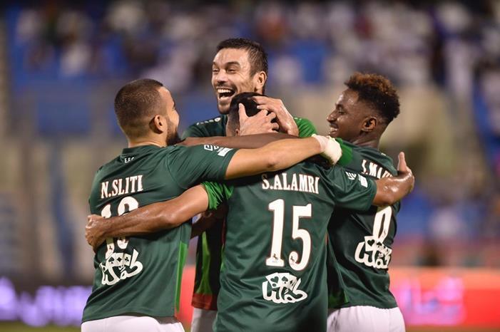 مدافع مغربي يرفض القدوم إلى الدوري السعودي ! seliiti-haddedi