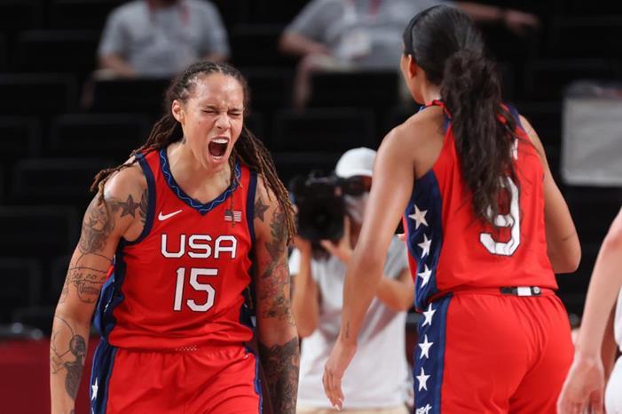 Team-USA-basketball-for-women-against-Nigeria-Olympics-in-Tokyo