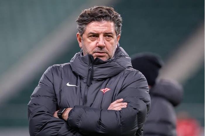 كشف سبب رفض فيتوريا تدريب الأهلي المصري وقبوله قيادة الفراعنة 62cd86204236046f49294382