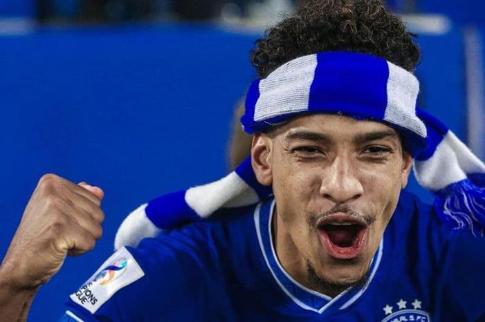 نادي الهلال السعودي يرفض جميع العروض المقدمة لماتيوس بيريرا berira