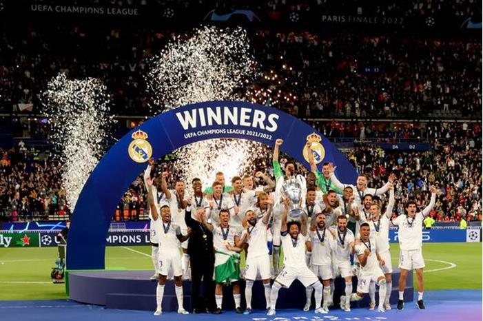 نجم بايرن ميونخ يعرض خدماته على ريال مدريد 62cfacd74c59b76b9c070666