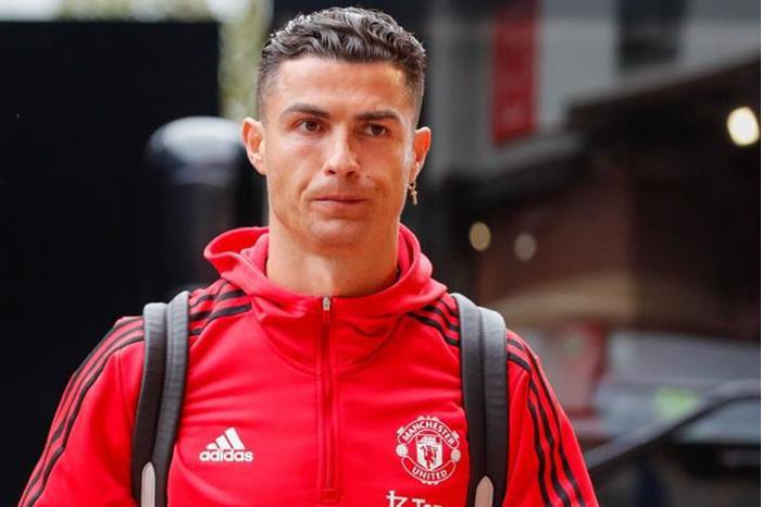 مؤشر جديد على نهاية مشوار رونالدو مع مانشستر يونايتد 62d2942e4c59b776c53c4a5e