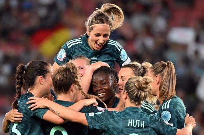 3411943-69719028-2560-1440