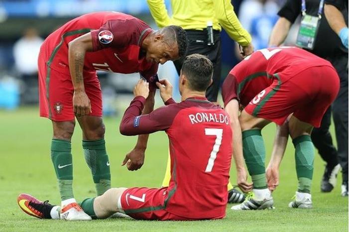 ناني: رونالدو لم يرد على هاتفي! 62d584c04c59b727c8589911