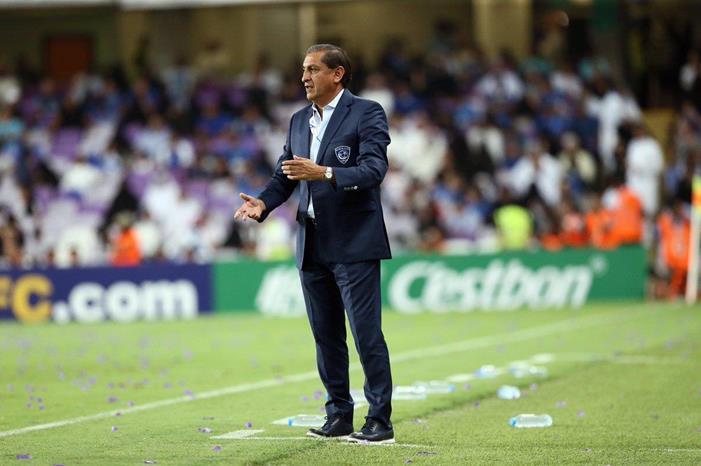 6 لاعبين تحت مقصلة رامون دياز في نادي الهلال وفرصة أخيرة d82f72ef8e6f4514e694bf7471ba84d4ddc470ea