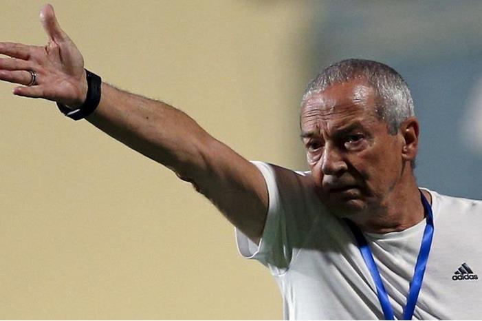 كيف يفكر فيريرا قبل مباراة الزمالك المرتقبة ضد الأهلي؟ 258145-ferreira