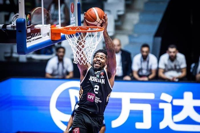 منتخب الصقور يحلق نحو نصف نهائي كأس اسيا 294773324_5652803651421154_9110648255838219514_n