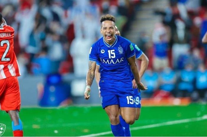 نجم الهلال يقترب من الدوري البرازيلي مقابل 23 مليون يورو بيريرا-750x536