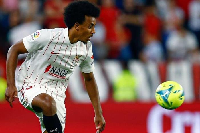 جيرارد روميرو: برشلونة حسم صفقة كوندي بنسبة 99% Kounde-1