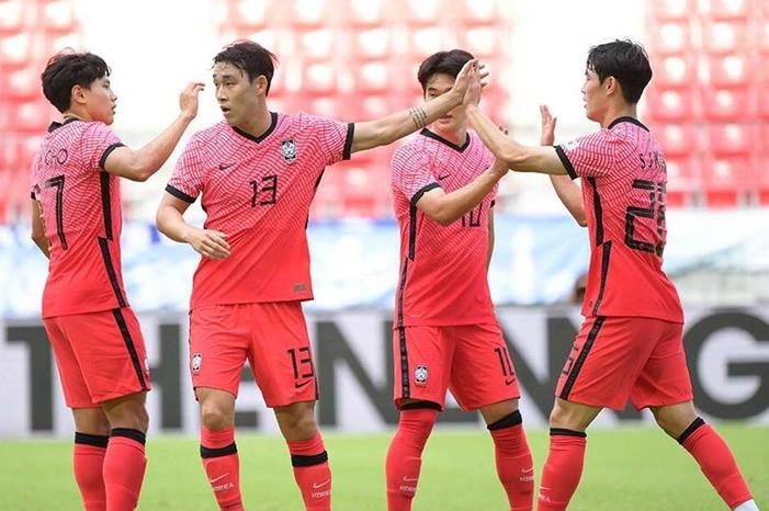 Korea-Republic-v-Hong-Kong---EAFF-MD2
