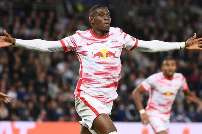 رسالة وداعية من صفقة سان جيرمان 3769566_1658813635