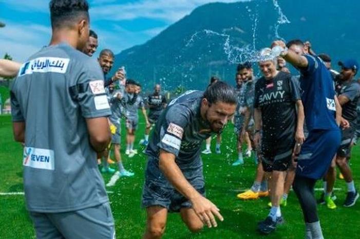 نيفيز يبدأ مشواره مع الهلال السعودي corr_465_koo_465385