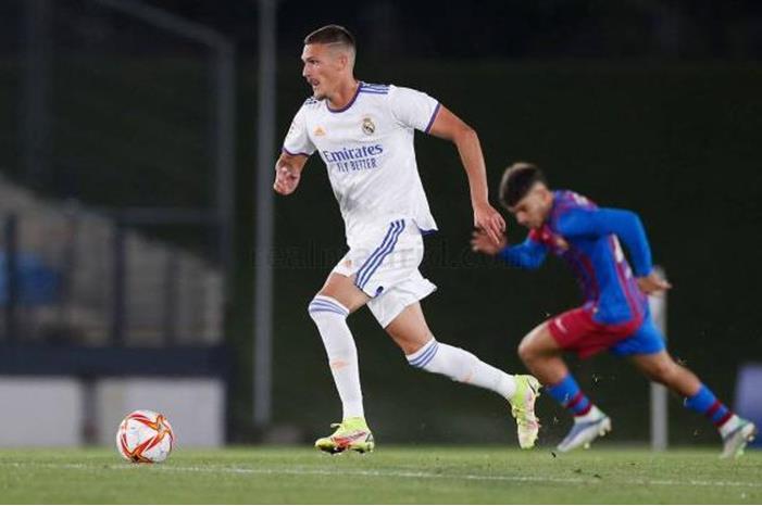 إعارة جافة للاعب ريال مدريد mkandeel2_130_125