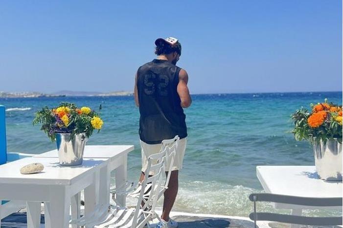 ليفربول يعلق على صورة مشتركة لمحمد صلاح مع محمد رمضان 64a880a54c59b71e6d27709a