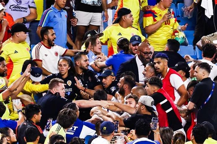 رئيس الاتحاد الأوروغواياني يدافع عن لاعبيه المتورطين 20247111332436ZR