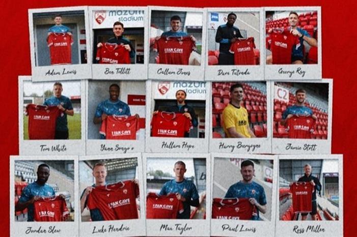 نادٍ إنجليزي يتعاقد مع 15 لاعباً 2024713124048622XF