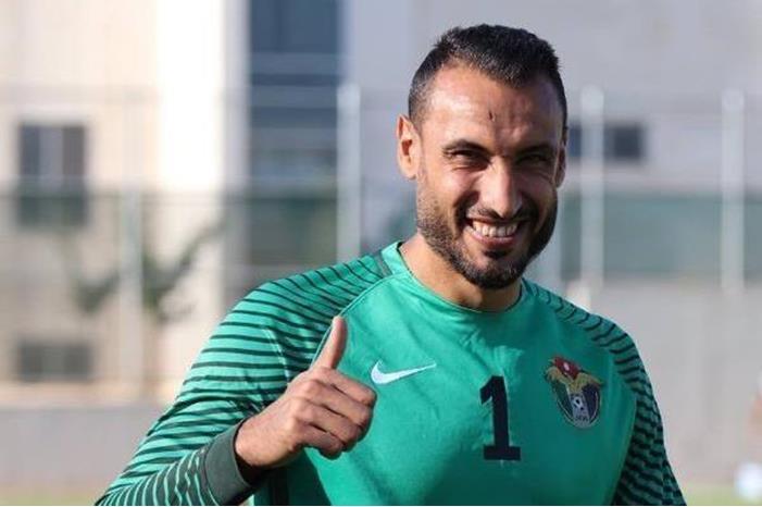 أحمد عبد الستار يعلن اعتزاله R-45