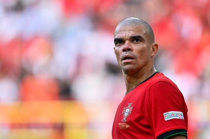 بيبي العجوز يدخل تاريخ كرة القدم من بوابة اليورو 228074Image1-1180x677_d