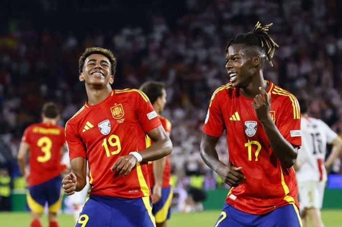 ألمانيا تتحدى إسبانيا في صدام العمالقة 1