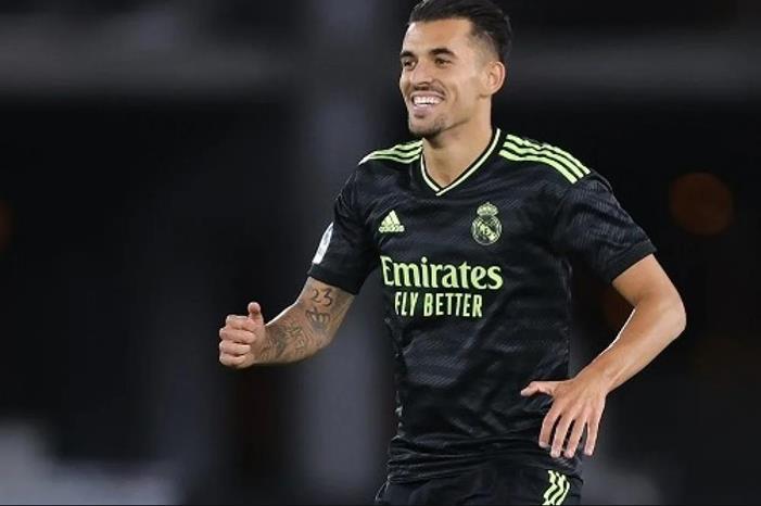 رغم تمسك ألونسو.. نجم مدريد يفتح الباب أمام العودة إلى بيتيس Capture