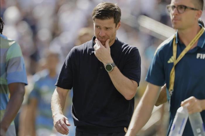 لماذا يفضّل مدربو ريال مدريد النجوم على الأسلوب؟ Capture