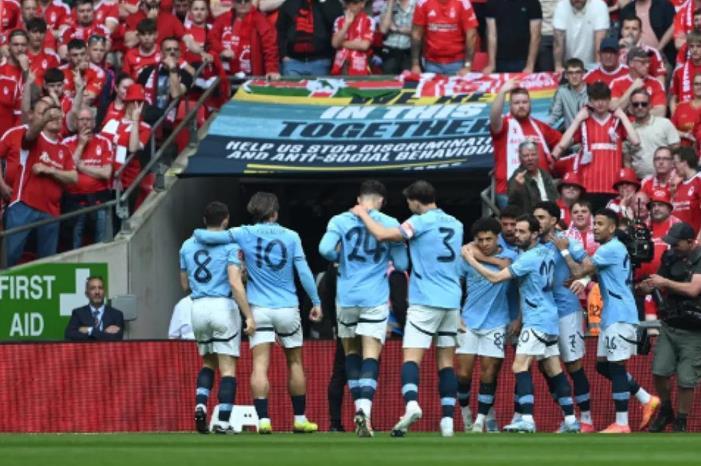 صراع شرس بين النصر والاتحاد من أجل قائد مانشستر سيتي Capture