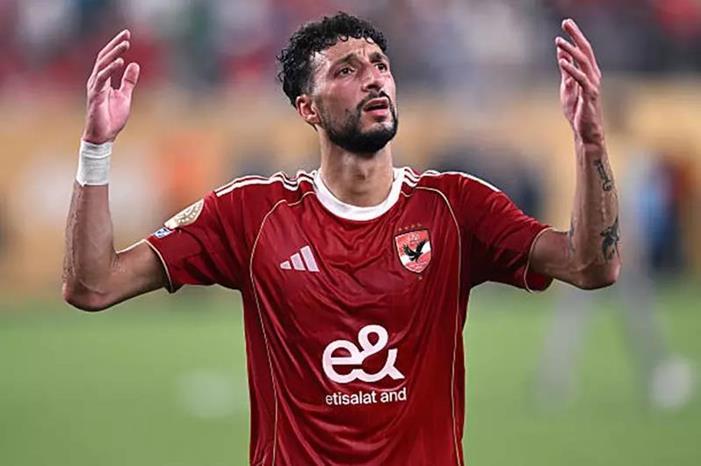 لغيابه دون إذن.. الأهلي يستبعد وسام أبو علي من معسكر تونس Capture