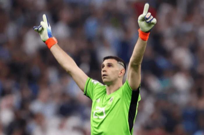 حارس بطل العالم على رادار مانشستر يونايتد.. بعد سقوط أونانا Capture