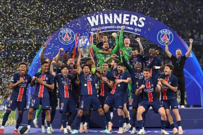 باريس سان جيرمان يقترب من تجديد عقد موهبته رغم اهتمام بايرن ميونخ Capture