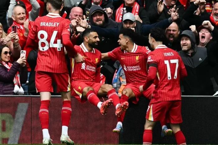 مهاجم ليفربول يقترب من الانتقال إلى الدوري الإيطالي Capture