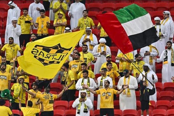 رسميًا.. الوصل الإماراتي يعلن ضم المدافع البرازيلي جابرييل فاريتا Capture