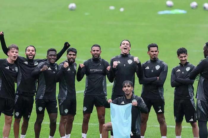 4 أسباب قوية.. لماذا غير الأهلي موقفه من المشاركة في السوبر السعودي؟ Capture