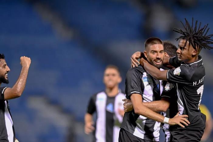 الشباب ينجح رسميا في الحصول على توقيع نجم الاتحاد .. "مفاجأة قوية" Capture