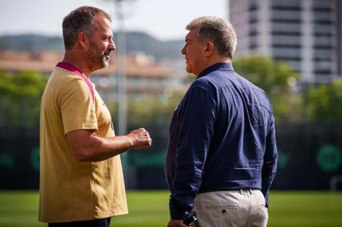 لعنة الحراسة تطارد برشلونة .. وفليك يستنجد بحارسه "المنسي" Capture