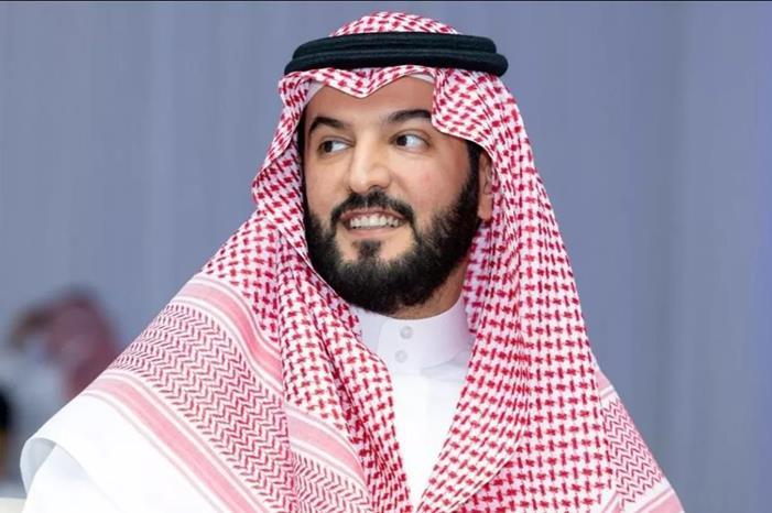 فهد بن نافل يثير غضب مدرح الهلال .. "نايم في العسل" Capture