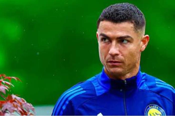 هدد بمغادرة المعسكر فورا.. 3 أشياء فجرت غضب كريستيانو رونالدو Capture