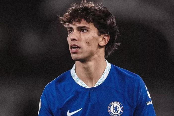 فيليكس المنضم حديثا إلى النصر .. من "خليفة" رونالدو إلى "ظله" Capture