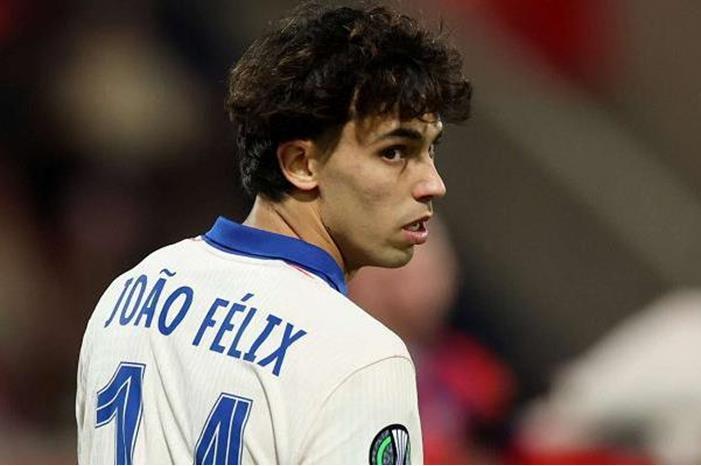 177-102128-joao-felix-first-alnassr-appearance_700x400
