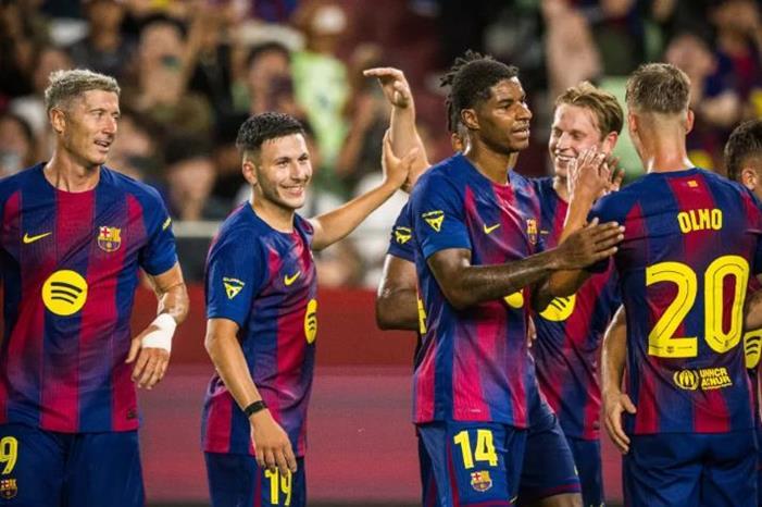 يان فيرجيلي يُصدم برشلونة: "لا أريد اللعب في الدرجة الرابعة" Capture