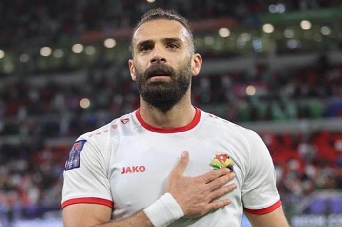 يزن العرب يهز شباك برشلونة بهدف تاريخي Capture