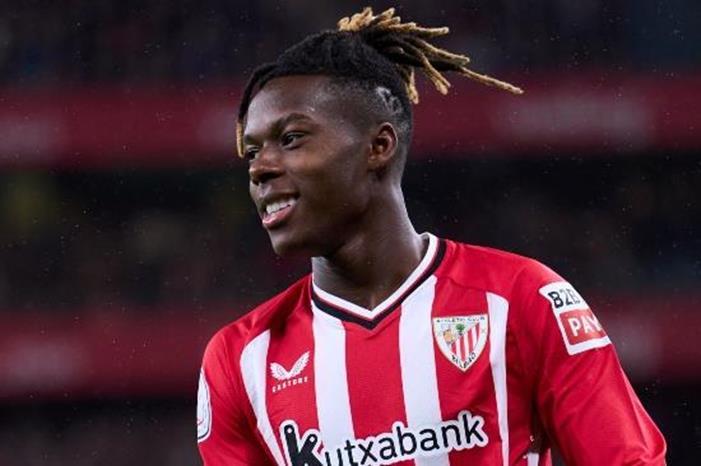 لاعب برشلونة يهنئ ويليامز بالبقاء مع بيلباو! Nico-Williams-of-Athletic-Club-1