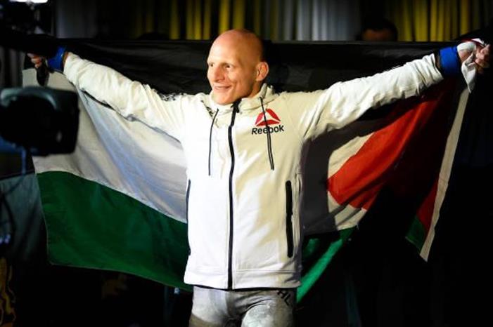 الأمير الحسين يهاتف القيسي 2a137c67-7aa8-4c6a-a821-adfccccf7e70