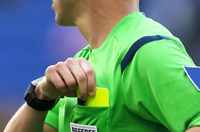 لا وجود لحكام كرة قدم في الحجر الصحي Doc-P-664118-637146039602245477