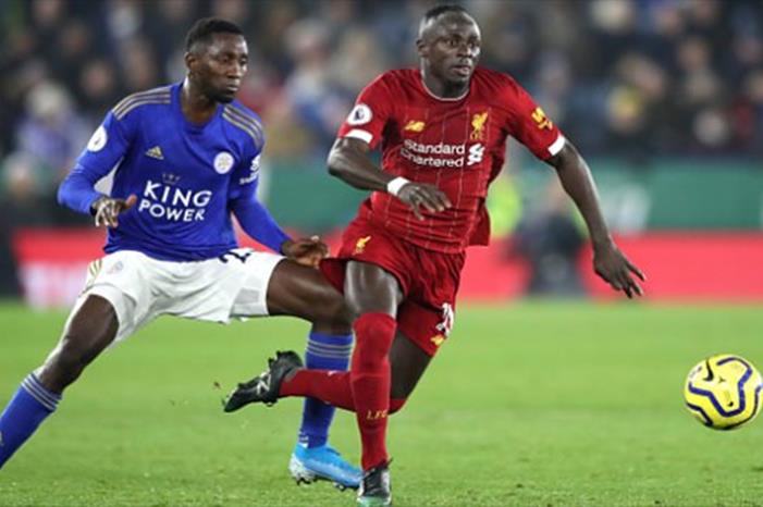 ساديو ماني يفوز بجائزة أفضل لاعب في الدوري الإنجليزي 4FFB035231544