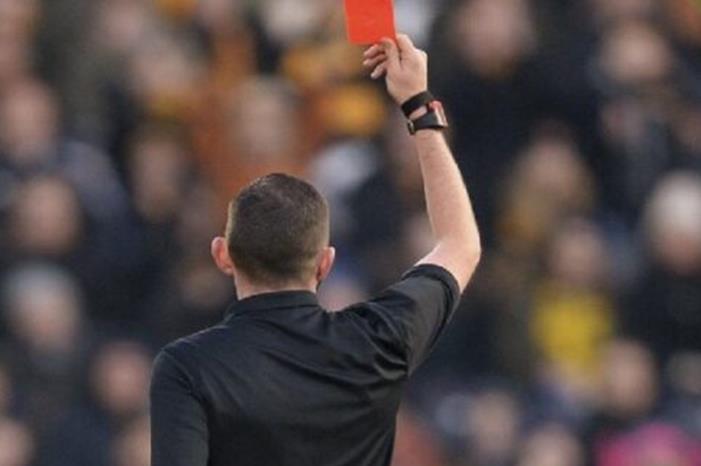 إخضاع حكام دوري المحترفين لفحص كورونا 7a5204e8b856f5609fa2a5af2336d596-577x330