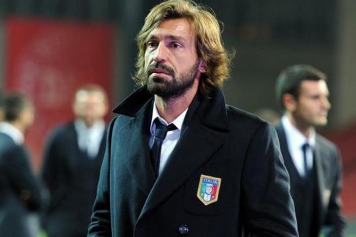 98-160611-friends-andrea-pirlo-first-training-failure_700x400