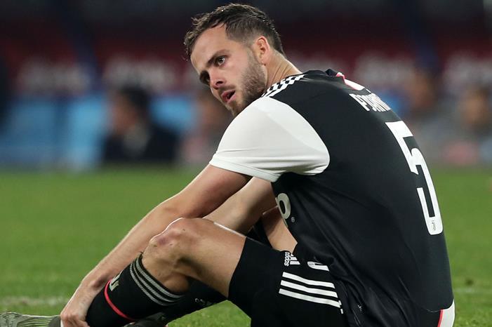 اول تعليق من نجم برشلونة بعد  إصابته بفيروس كورونا miralem-pjanic-juventus_14l8q9cotctmz14ngizil36dz8