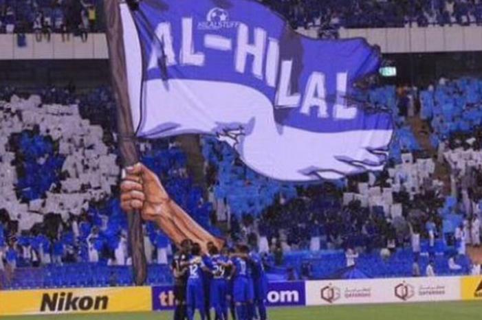 أسطورة الهلال يُشعل تويتر بسبب صورة 2-12054