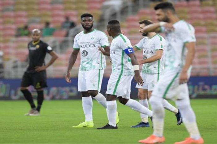 الاهلي السعودي يتلقى خسارة قاسية ضمن منافسات الدوري EgSTKjeVAAEWhB-
