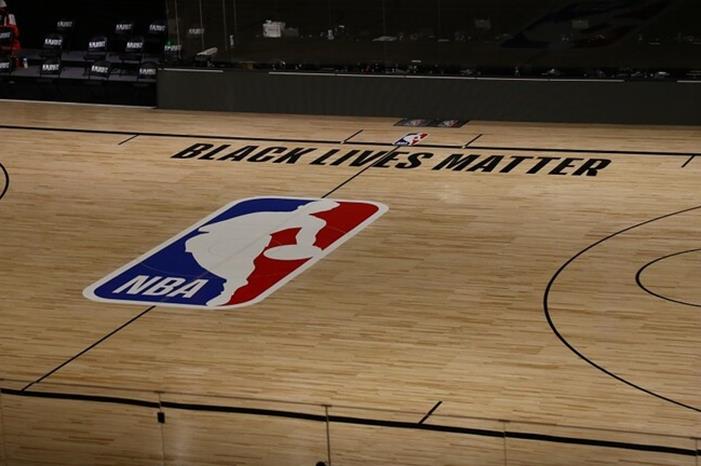 تأجيل 3 مباريات من دوري كرة السلة الأمريكية 5f46eacb42360435571fe1e8